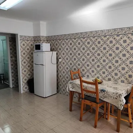 Hugo's Historic Apartment *